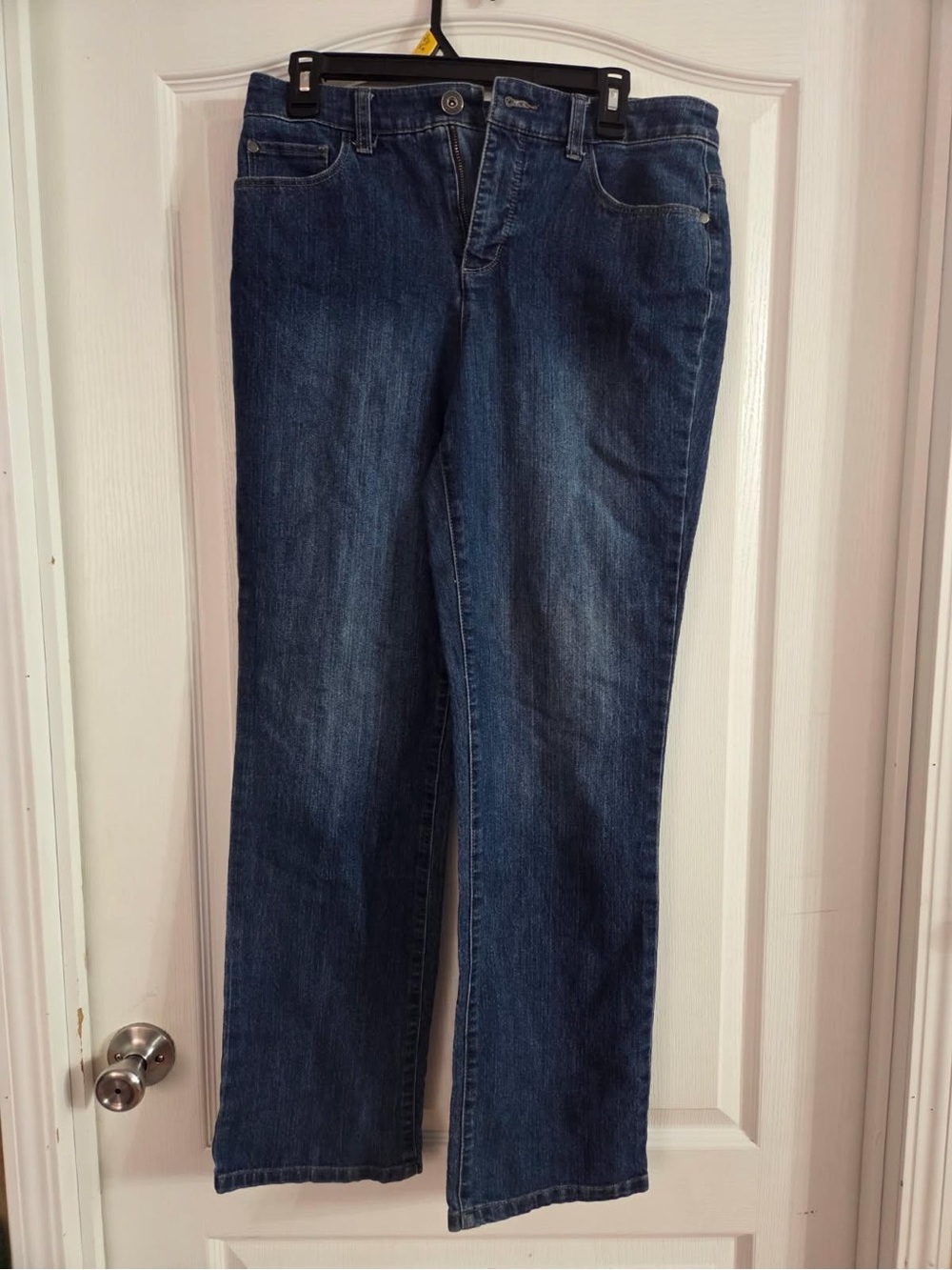 Christopher & Banks Women’s Classic Fit Jeans Sz 6. JY-91
